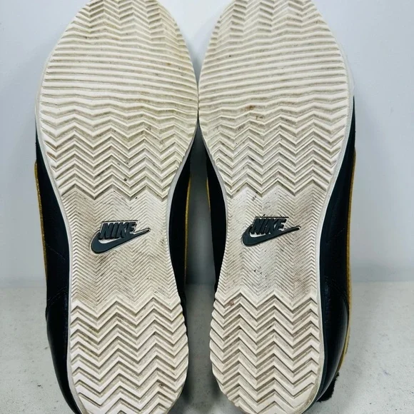 Women’s Nike 454408-004 size 9 - Picture 7 of 8